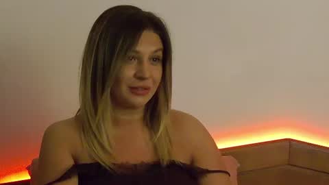Snapshot of sublimecarla chatting on 15, 6, 2026 Carla online show from 15, 6, 2026