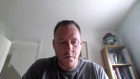 Snapshot of submissivepig4u chatting on 7, 6, 2026 The PIG online show from 7, 6, 2026