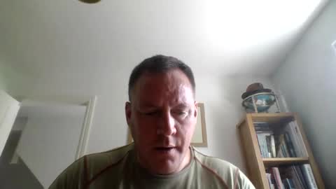 Snapshot of submissivepig4u chatting on 12, 6, 2026 The PIG online show from 12, 6, 2026