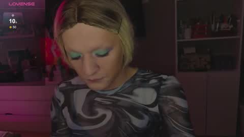 succubu_ss online show from 7, 2, 2026