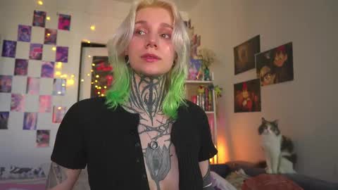 succubus_66 online show from 9, 3, 2025