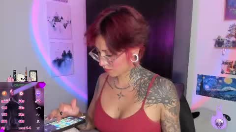 Snapshot of succubus_girl_ chatting on 6, 7, 2026 Alexy online show from 6, 7, 2026
