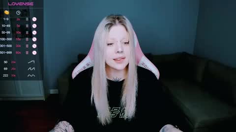 succubus_leslie online show from 17, 2, 2025