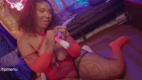 Succubus RoseMilk online show from 17, 11, 2025