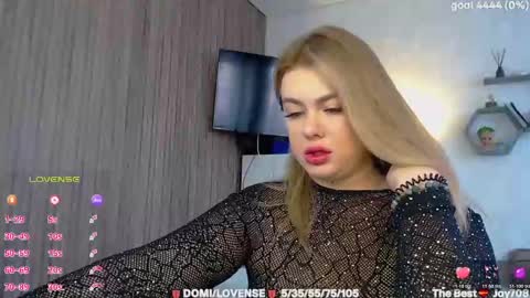 suchcute_ online show from 24, 2, 2026