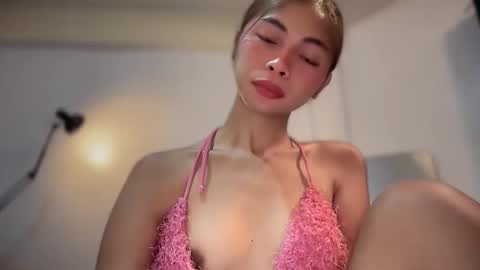 Snapshot of suckablechick chatting on 19, 2, 2026 Marry online show from 19, 2, 2026