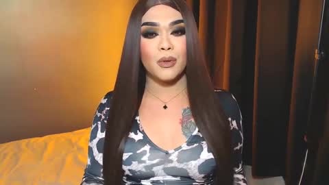 JADE ELYSE online show from 9, 2, 2025