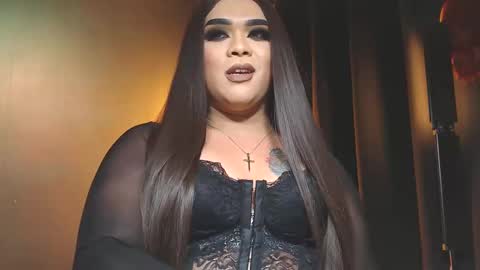 JADE ELYSE online show from 10, 2, 2025