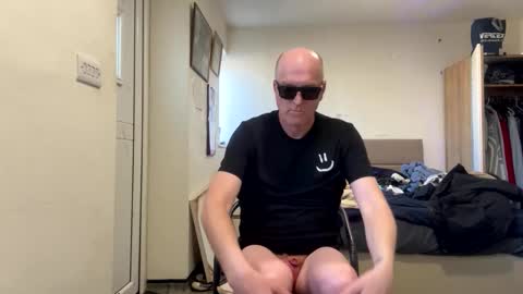 Snapshot of suckcockyh chatting on 18, 3, 2026 suckcockyh online show from 18, 3, 2026