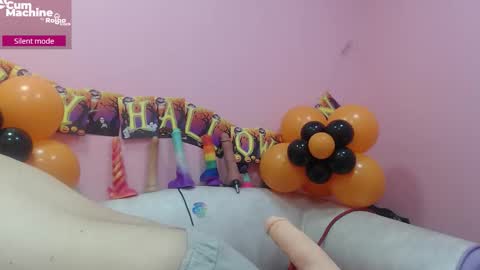 Sucky  online show from 10, 10, 2025