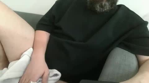 suckm3dry07 online show from 17, 2, 2026