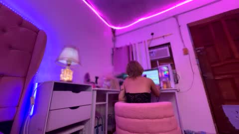 Snapshot of sugar_hally chatting on 28, 5, 2026 your ultimate goddess online show from 28, 5, 2026