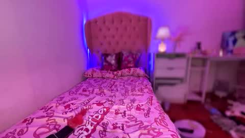 Snapshot of sugar_hally chatting on 1, 6, 2026 your ultimate goddess online show from 1, 6, 2026