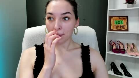 Snapshot of sugar_xmegan chatting on 27, 5, 2026 Megan online show from 27, 5, 2026