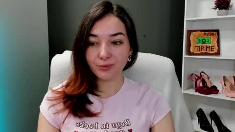 Snapshot of sugar_xmegan chatting on 4, 6, 2026 Megan online show from 4, 6, 2026