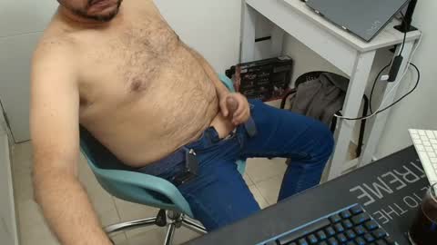 Snapshot of sugarhairybear chatting on 6, 4, 2026 Johnny online show from 6, 4, 2026