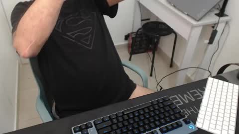 Snapshot of sugarhairybear chatting on 12, 4, 2026 Johnny online show from 12, 4, 2026