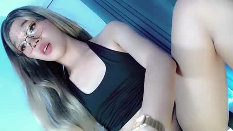 LoveSugar online show from 26, 11, 2025