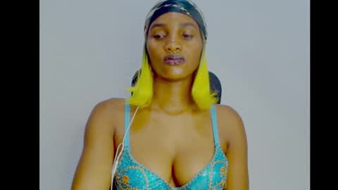 Ivy online show from 8, 10, 2025