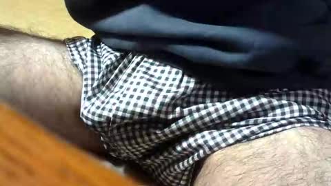 sugereyes99 online show from 19, 4, 2026