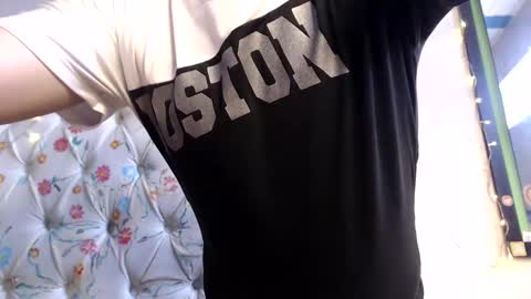 suggabrown_ online show from 10, 3, 2025