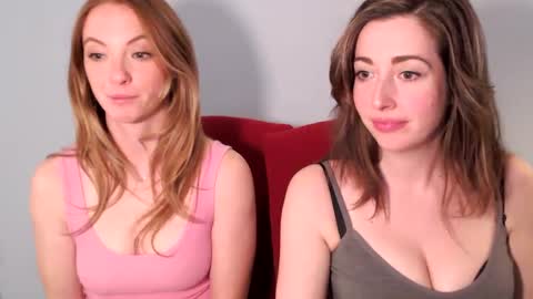 Snapshot of suggestivebehavior chatting on 24, 1, 2025 Mia online show from 24, 1, 2025