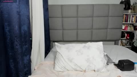 Snapshot of suhaila_suu chatting on 23, 11, 2025 suhaila_suu online show from 23, 11, 2025