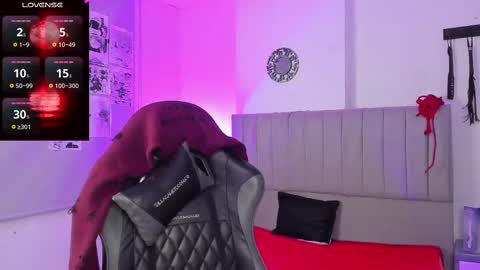 Snapshot of sukifuyu__ chatting on 10, 2, 2025 online show from 10, 2, 2025