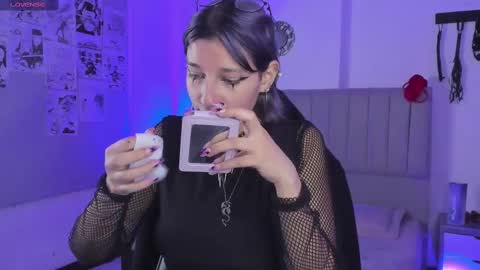 Snapshot of sukifuyu__ chatting on 7, 3, 2025 online show from 7, 3, 2025