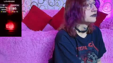 Snapshot of sukifuyu__ chatting on 14, 11, 2025 online show from 14, 11, 2025