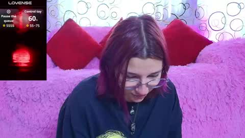 Snapshot of sukifuyu__ chatting on 28, 11, 2025 online show from 28, 11, 2025