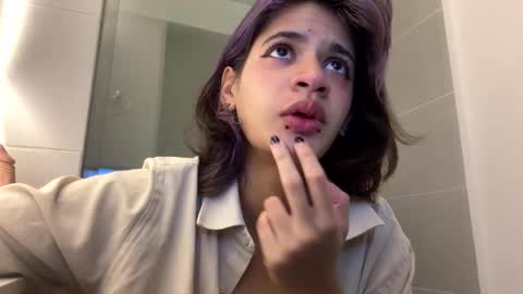 Snapshot of sukulaurens chatting on 5, 10, 2025 Suku Ren online show from 5, 10, 2025