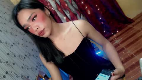 sultry_sirenxx online show from 7, 1, 2025