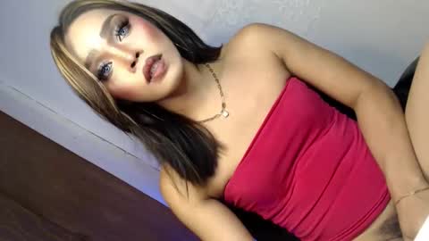 sultry_sirenxx online show from 15, 9, 2025