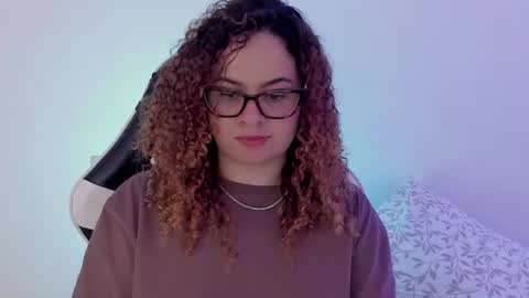 Snapshot of sultrysecrets_ chatting on 22, 6, 2026 Ann online show from 22, 6, 2026