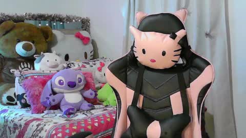 summer 09 online show from 9, 4, 2026