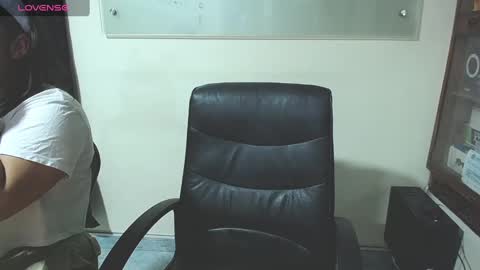 summer_girls01 online show from 13, 1, 2025