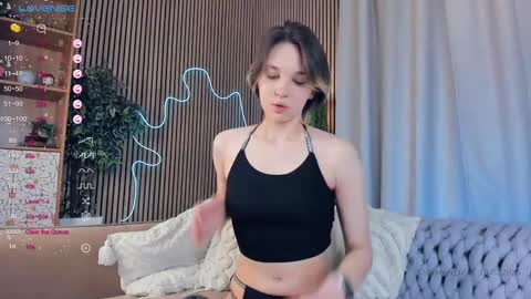 Snapshot of summer_lilac chatting on 13, 2, 2025 Nelly online show from 13, 2, 2025
