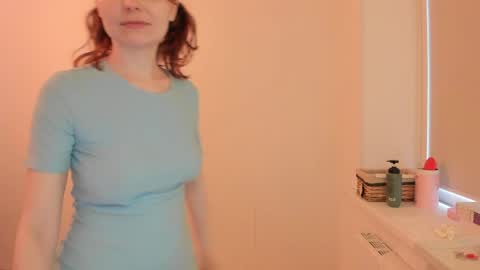 Snapshot of summer_preston chatting on 27, 5, 2026 Summer Preston online show from 27, 5, 2026