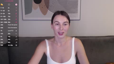 Snapshot of summer_time13 chatting on 24, 10, 2025 Liby online show from 24, 10, 2025