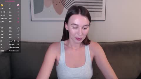 Snapshot of summer_time13 chatting on 26, 11, 2025 Liby online show from 26, 11, 2025