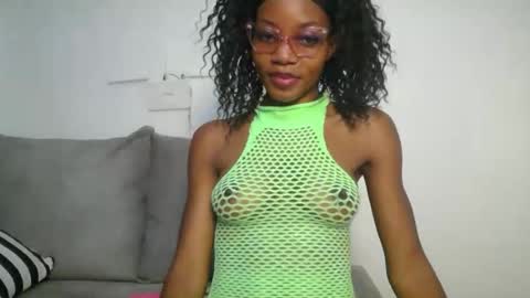 Snapshot of summerbuddy chatting on 30, 6, 2026 summerbuddy online show from 30, 6, 2026