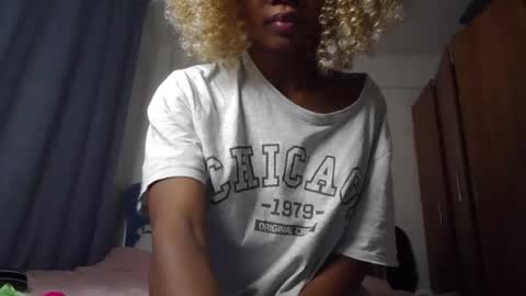 Snapshot of summerbuddy chatting on 12, 7, 2026 summerbuddy online show from 12, 7, 2026
