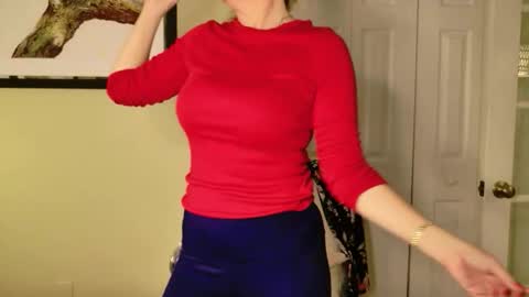 Snapshot of summerishotter chatting on 5, 12, 2025 Amber online show from 5, 12, 2025