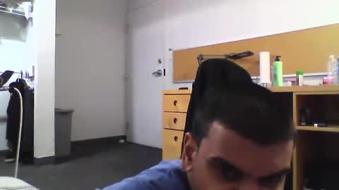 Snapshot of sundoog chatting on 5, 1, 2026 Sundoog online show from 5, 1, 2026