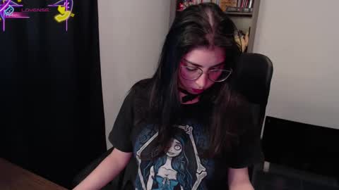 Snapshot of sunflower_uwu chatting on 9, 10, 2025  violetta  online show from 9, 10, 2025