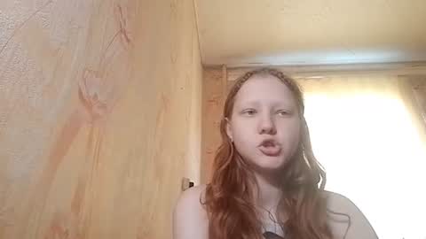 Snapshot of sungpiggott chatting on 18, 6, 2026 sungpiggott online show from 18, 6, 2026