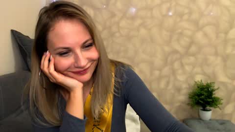 Naomi online show from 8, 12, 2024