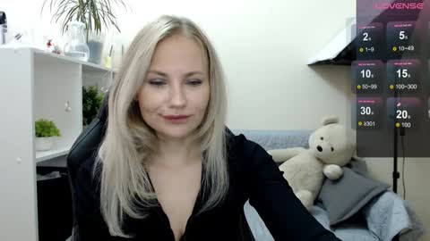 Naomi online show from 24, 9, 2025