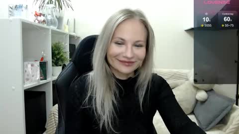 Naomi online show from 11, 11, 2025